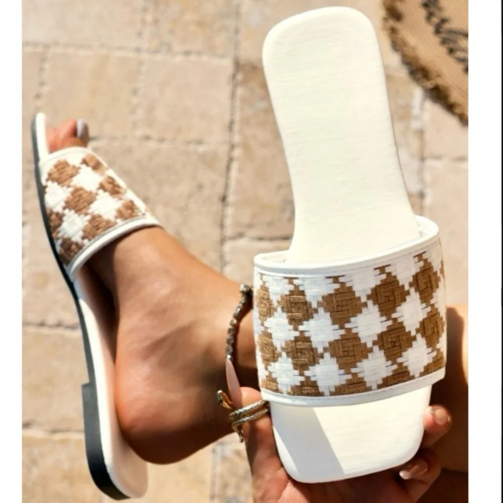 Plaid Woven Slides - Picture 3 of 7